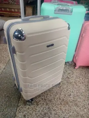 Executive Vip Plastic Suitcase Original.Large Size.( Cream)