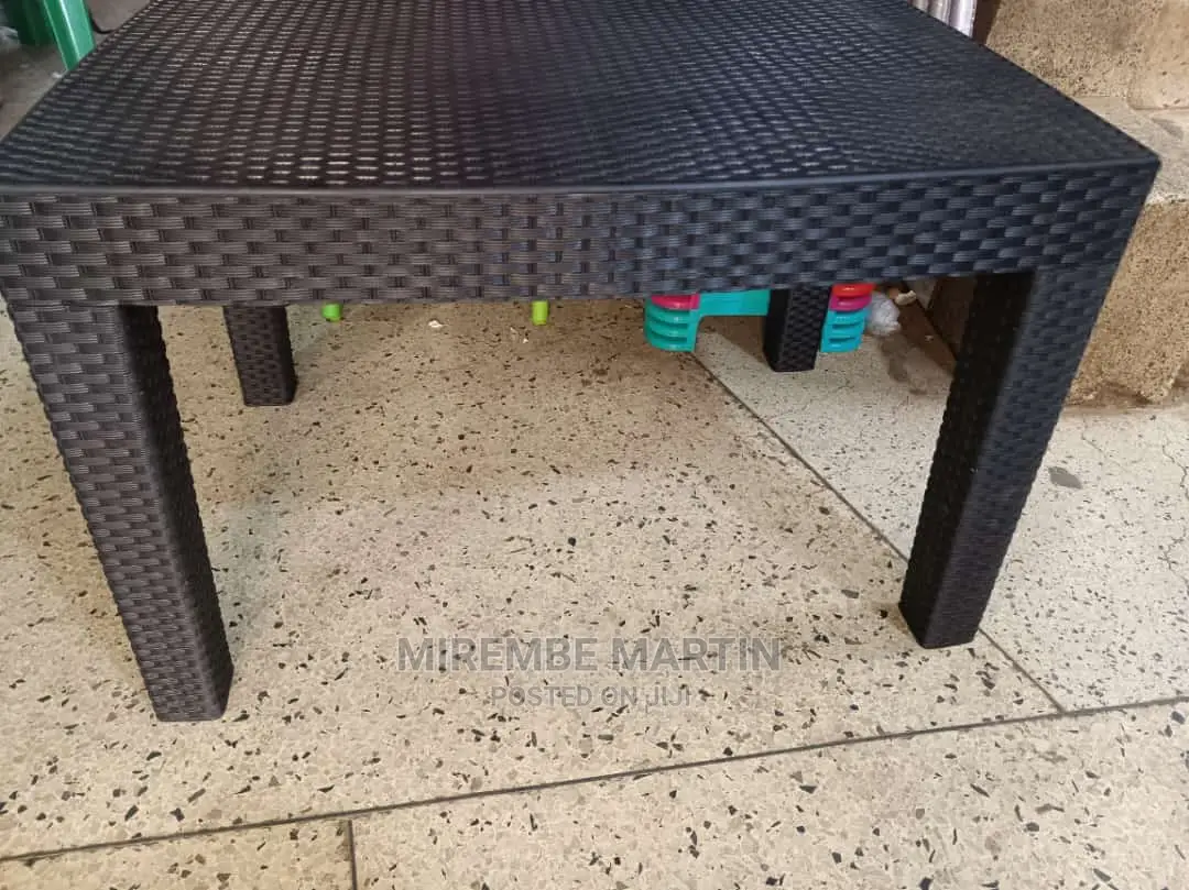 Rattan Table