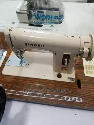 Singer Straight Sewing Machine
