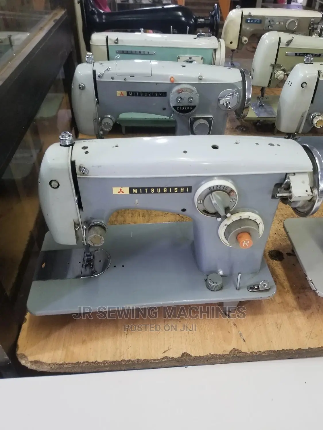 Mitsubishi Zigzag Design Sewing Machine