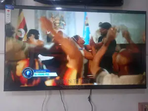70" Led Lg TV Flat Screen Smart Superslim
