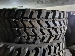 395/85r20 Tires