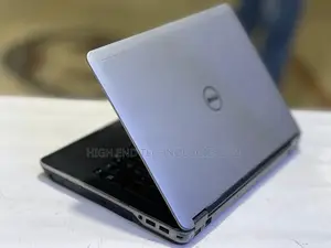 Laptop Acer TravelMate X3 4GB Intel Core I5 HDD 500GB