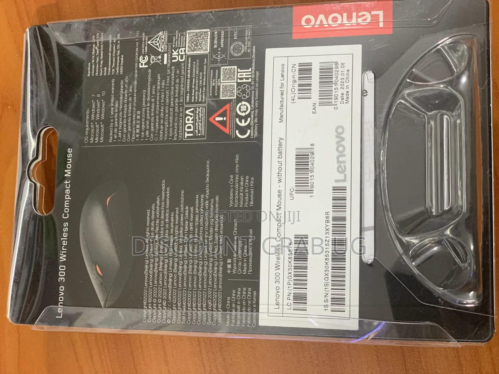 Lenovo 300 Wireless Compact Mouse