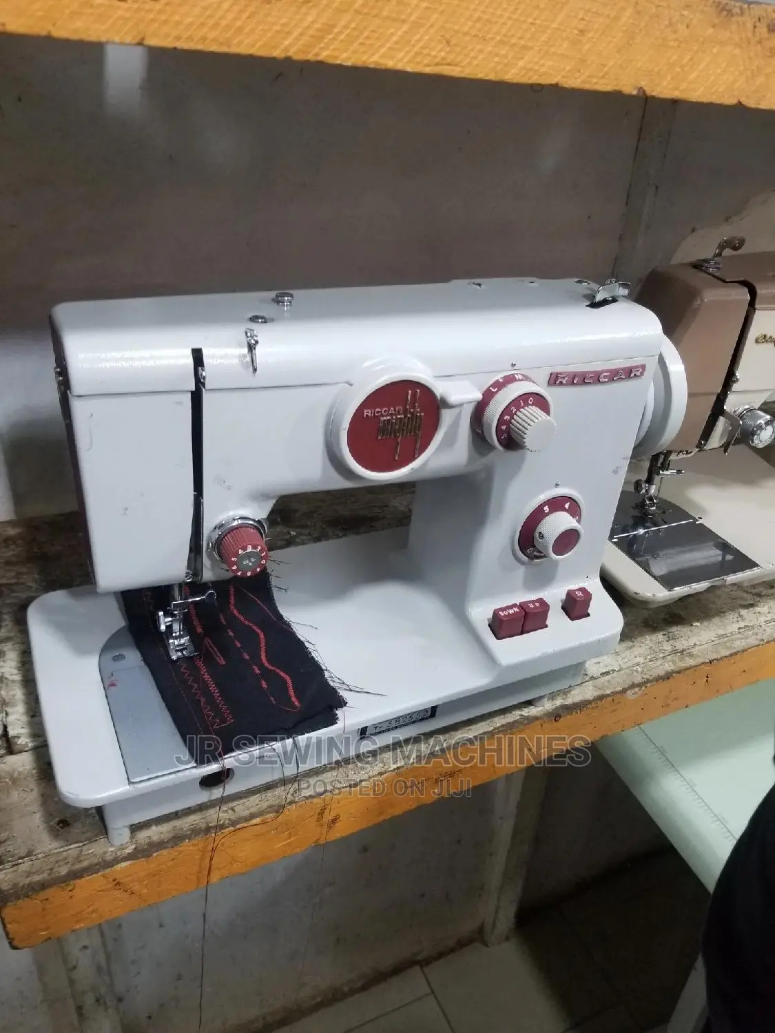 Riccar Zigzag Design Sewing Machine