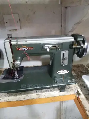 Jaguar Zigzag Design Japan Sewing Machine