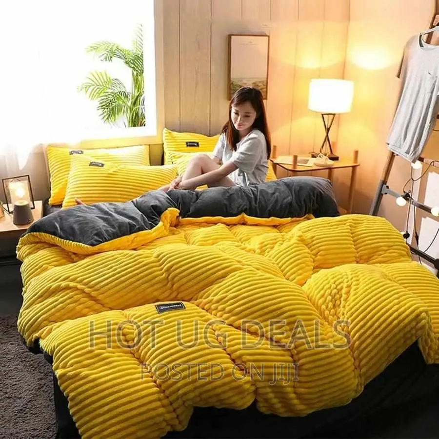Kings Duvet Set 4pcs, 1 Bedcover, 2 Pillowcases, 1 Bedsheet