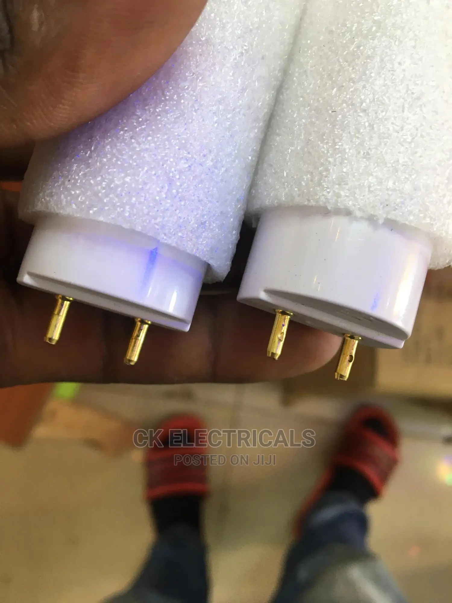 LED Tubes (Chokeless Tubes)