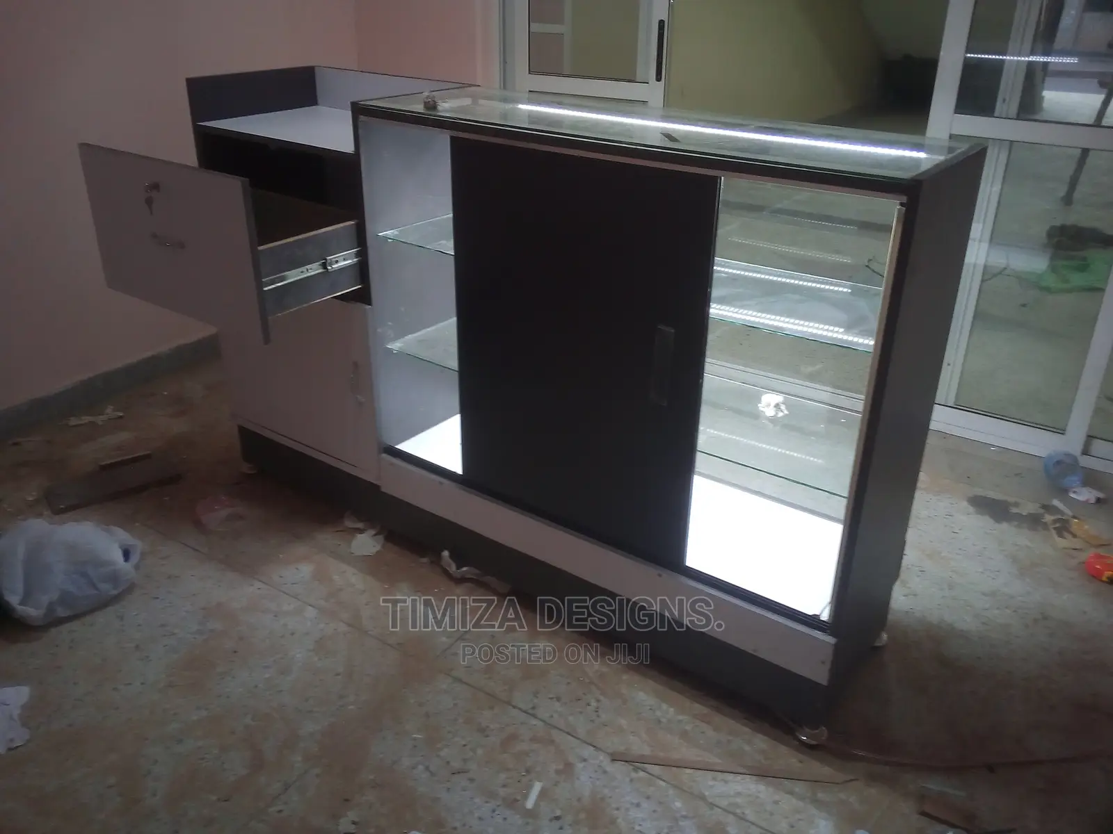Display Counter(Made on Order)