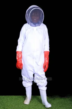 Bee Suits / Protective Ware