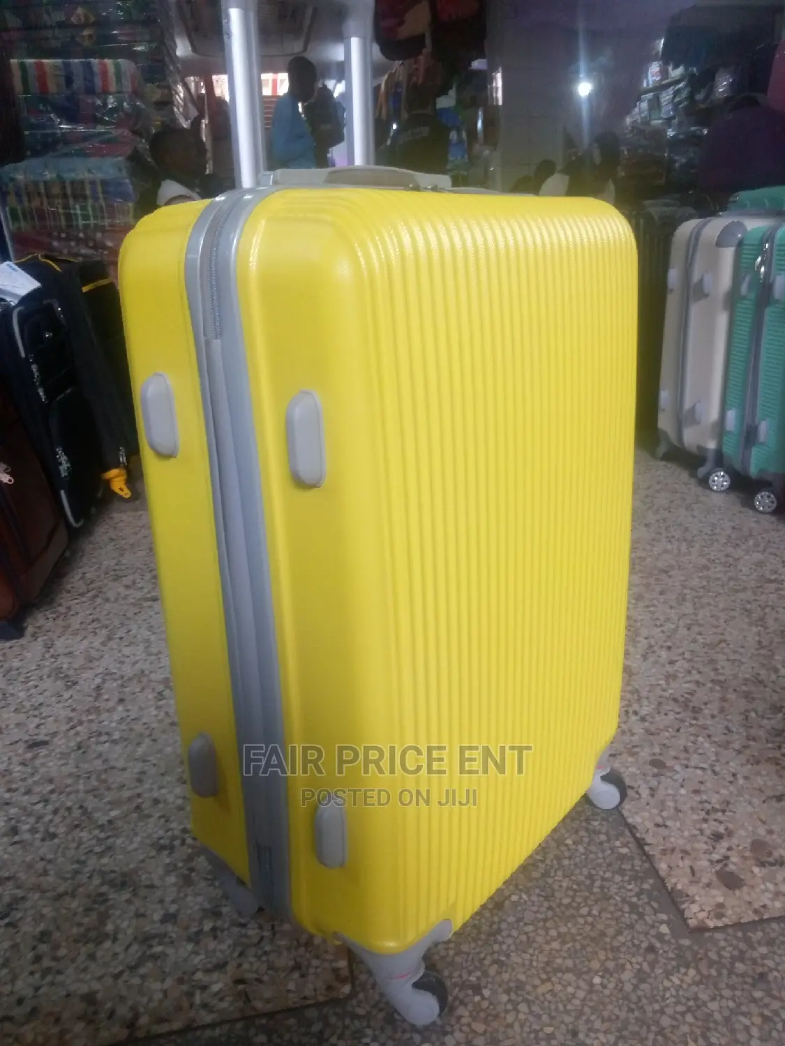 Classy Plastic Suitcases.Large.(Yellow)