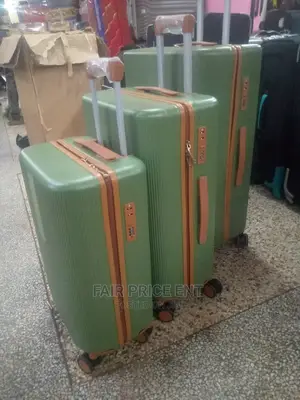 Original Plastic Suitcases.Medium.( Green)