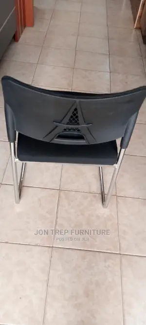 Mesh Waiting Chair