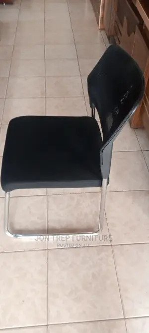 Mesh Waiting Chair