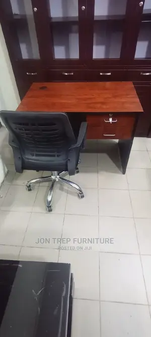 Computer Table With Mesh Chair