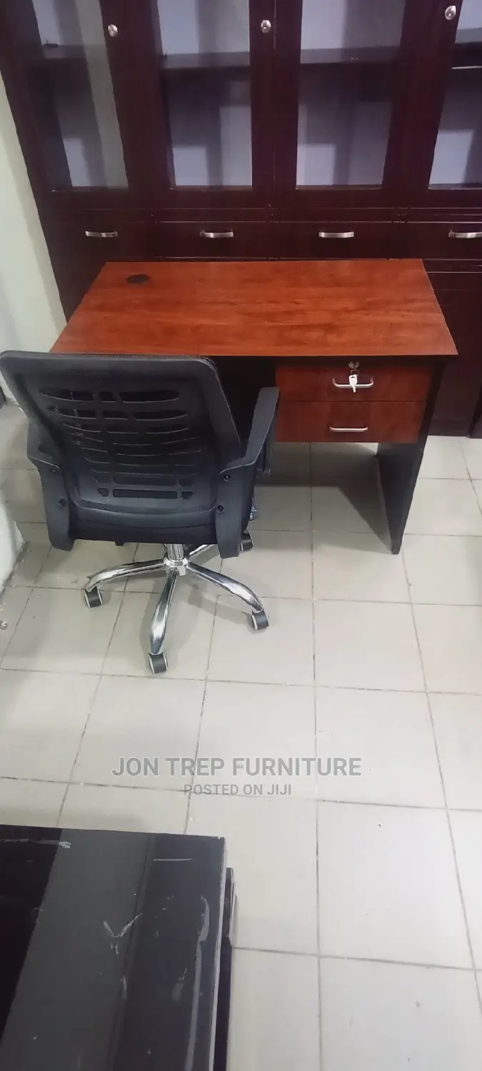 Computer Table With Mesh Chair