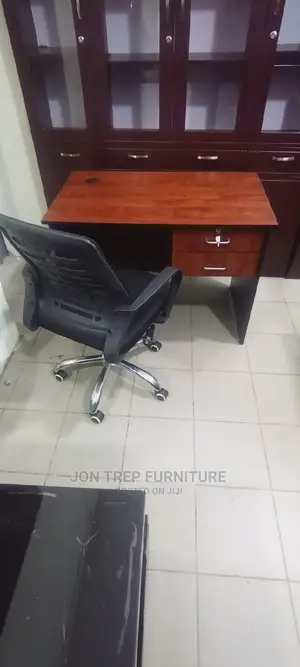 Computer Table With Mesh Chair