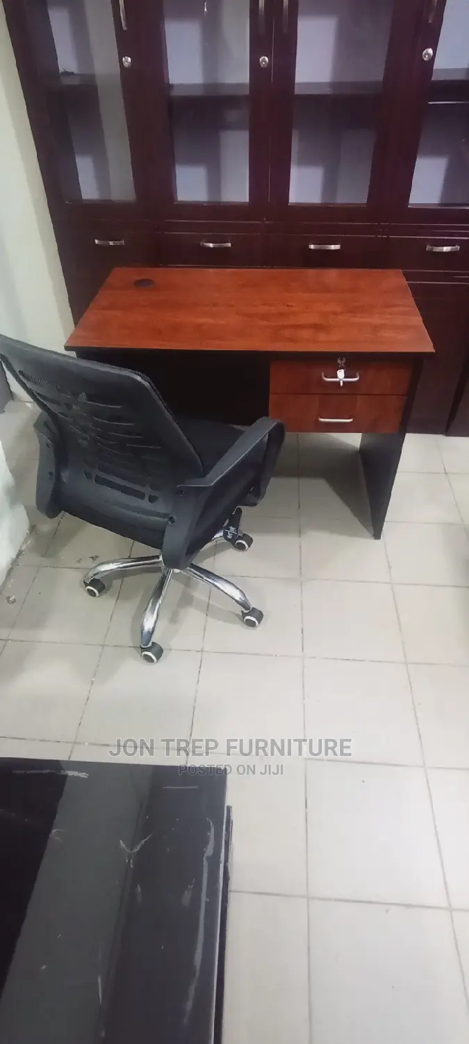 Computer Table With Mesh Chair