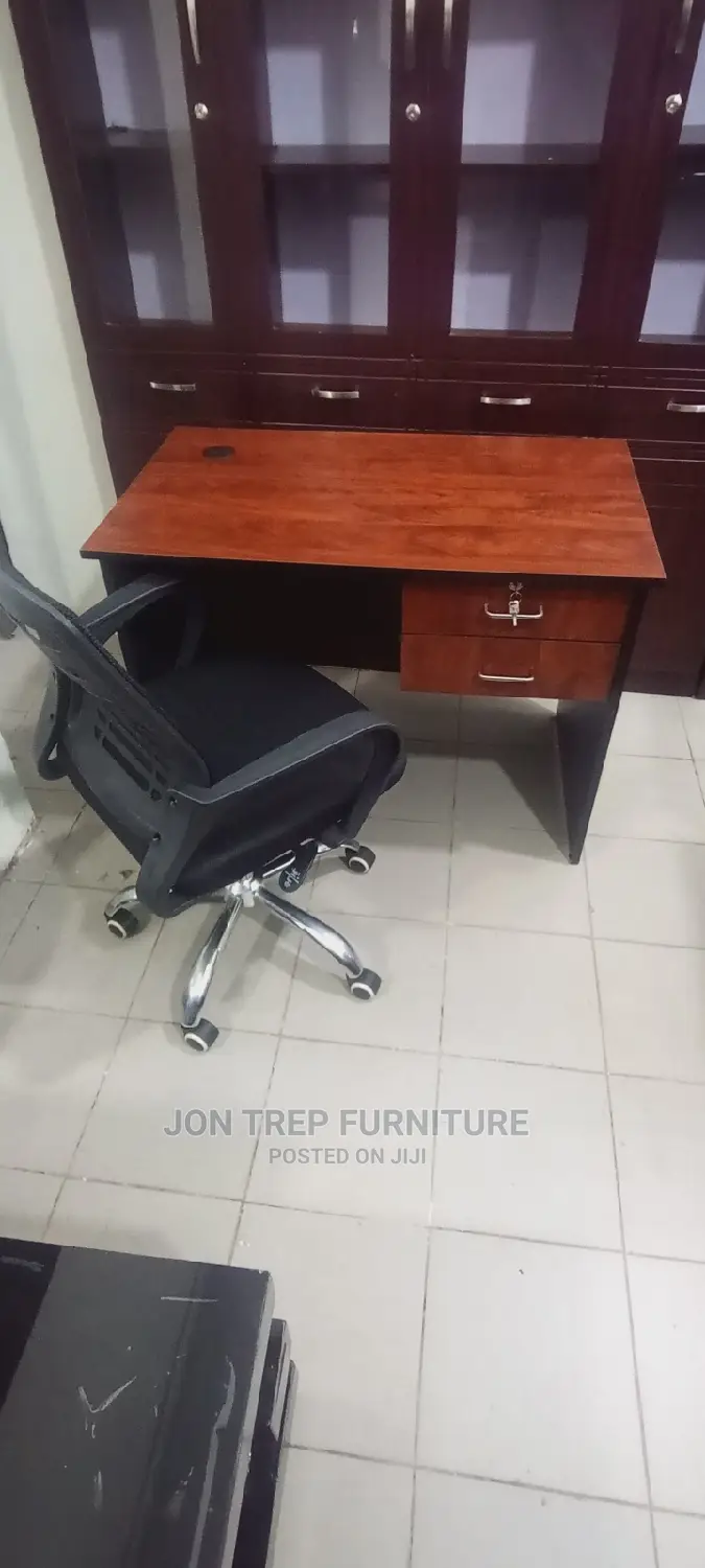 Computer Table With Mesh Chair