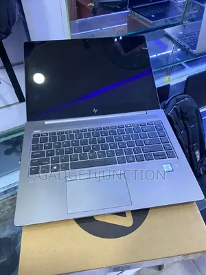 New Laptop HP ZBook 14u G5 16GB Intel Core I7 SSD 512GB