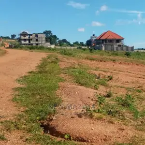 Very Prime Plot on Quicksale Just After Munyonyo Round About