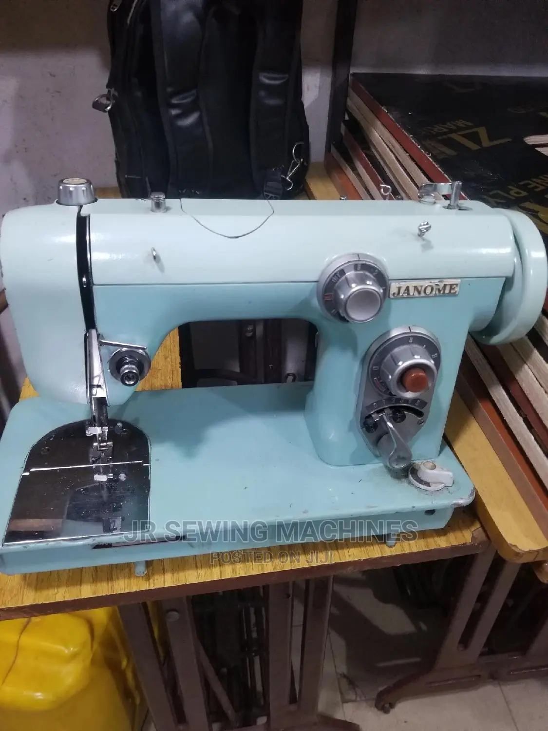 Janome Zigzag Design Japan Sewing Machine