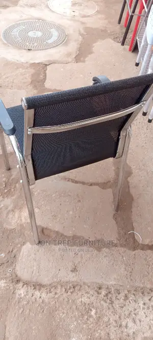 Mesh Waiting Chair