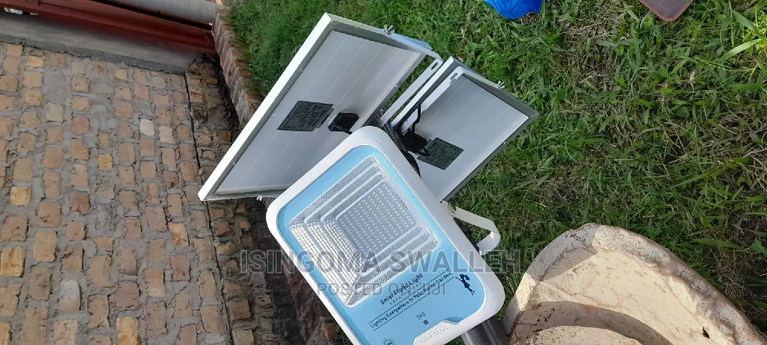 Solar Floodlight