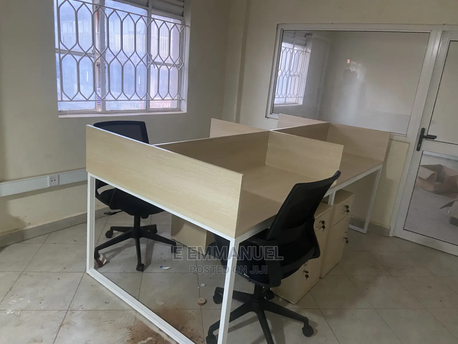 4 Seater Workstation