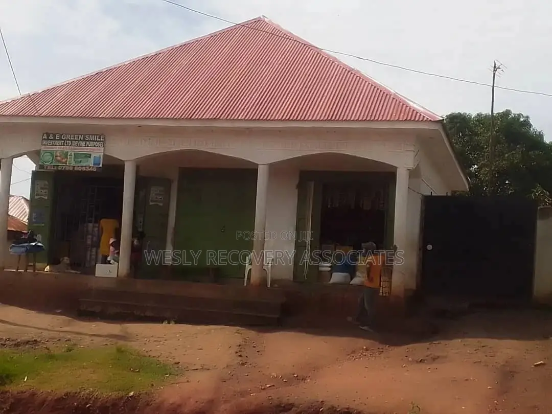 Commercial Building With Road Access Onsale