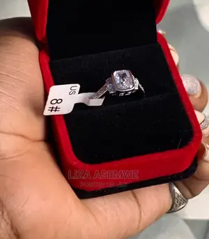 Engagement Rings Available at a Good and Affordable Price