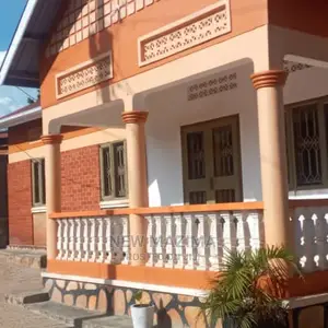 3bdrm Bungalow in Namasuba, Central Division for Sale