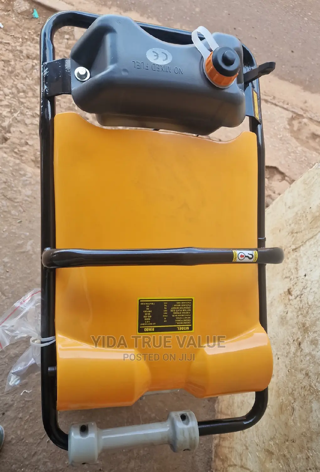 Jumping Compactor Robin Type