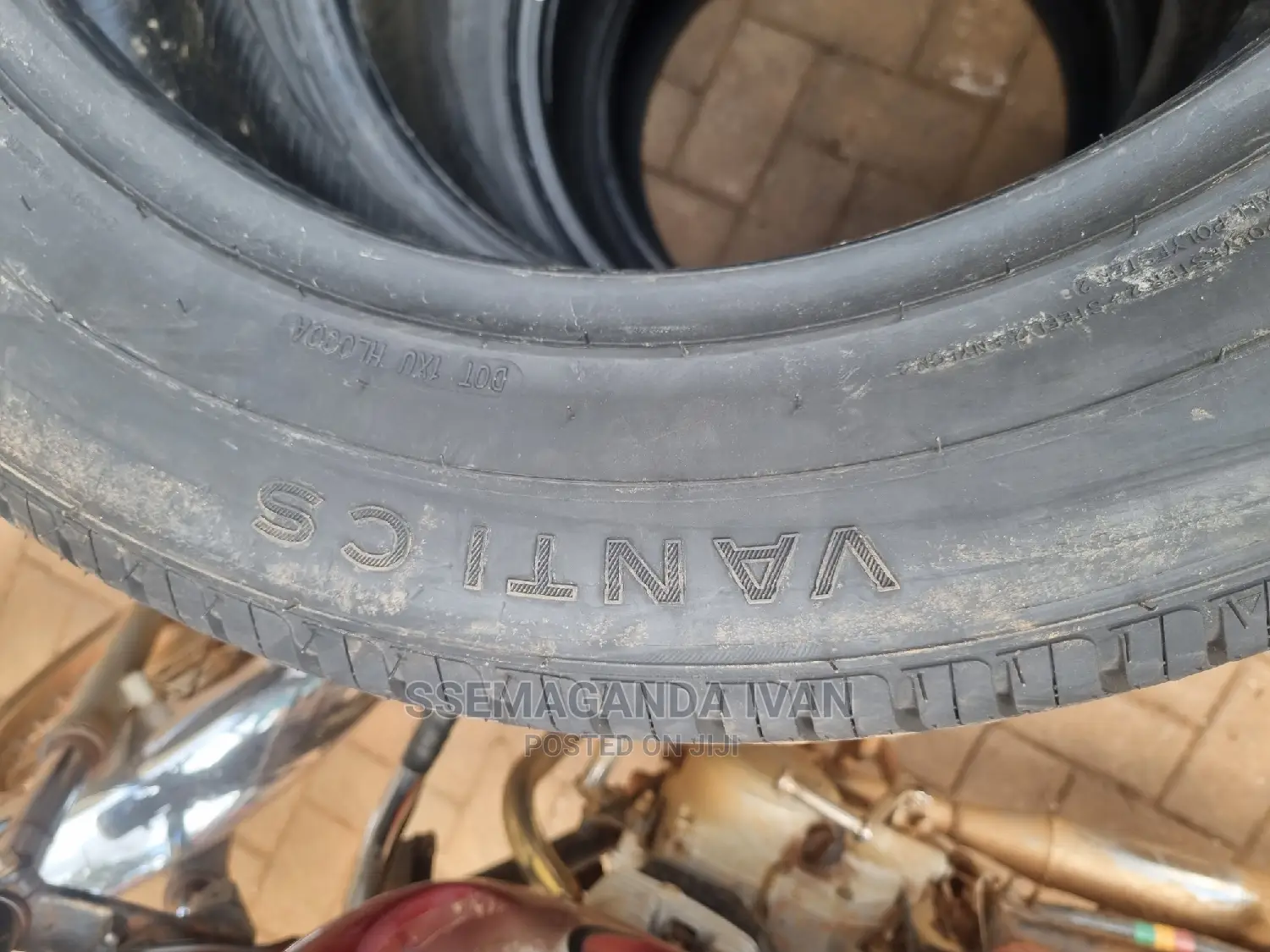 255/55r19 Centara