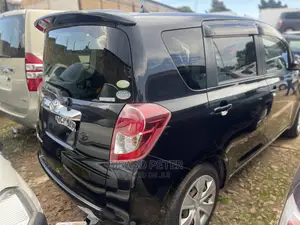 Toyota Ractis 1.5 AWD 2009 Black