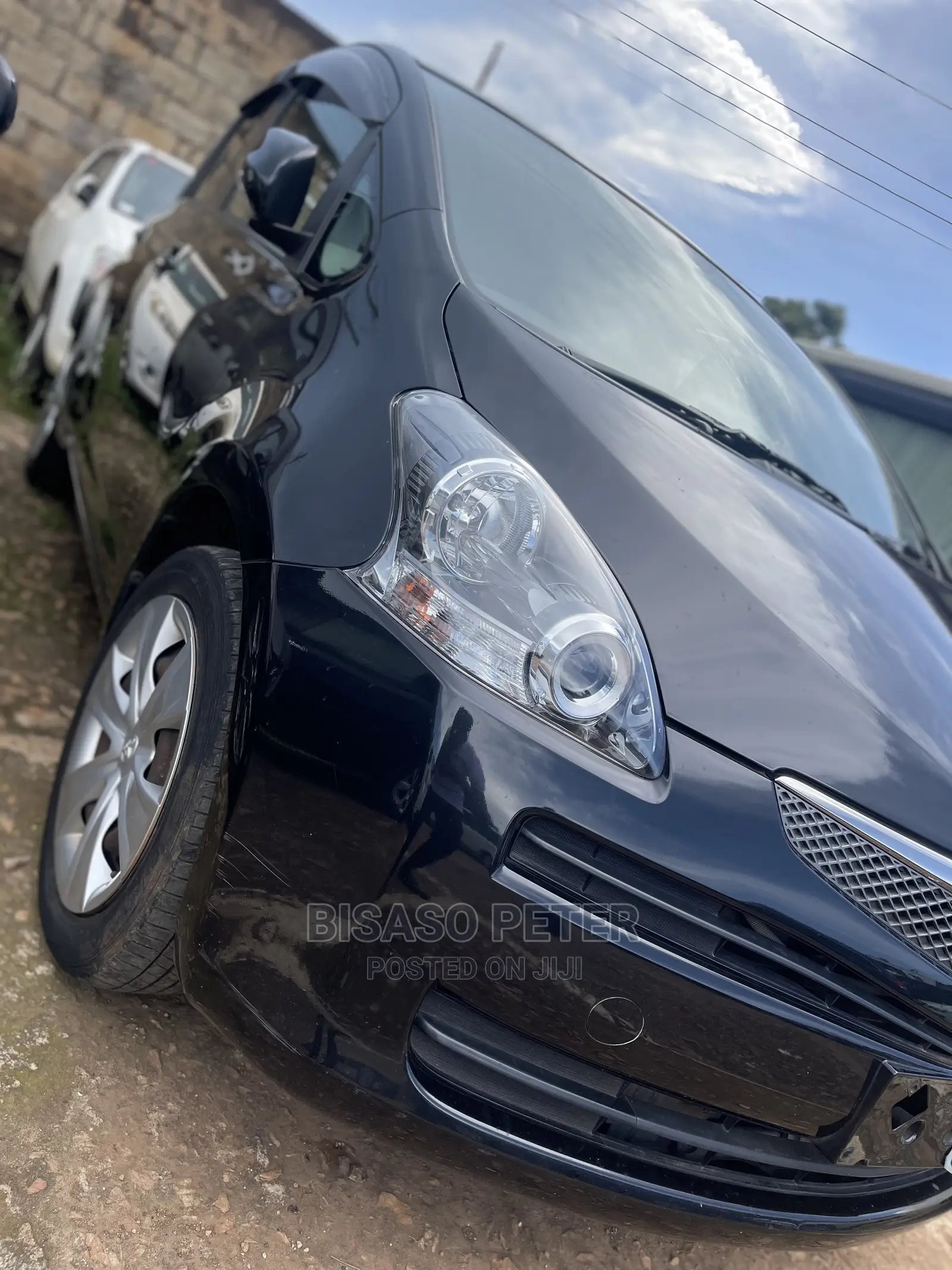 Toyota Ractis 1.5 AWD 2009 Black