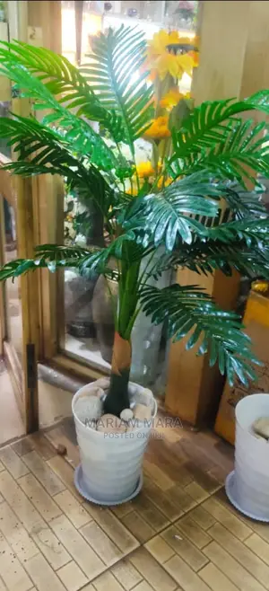 Artificial Flower With Vessel