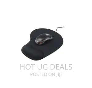 Soft Mouse Pad With Wrist Pad - Black