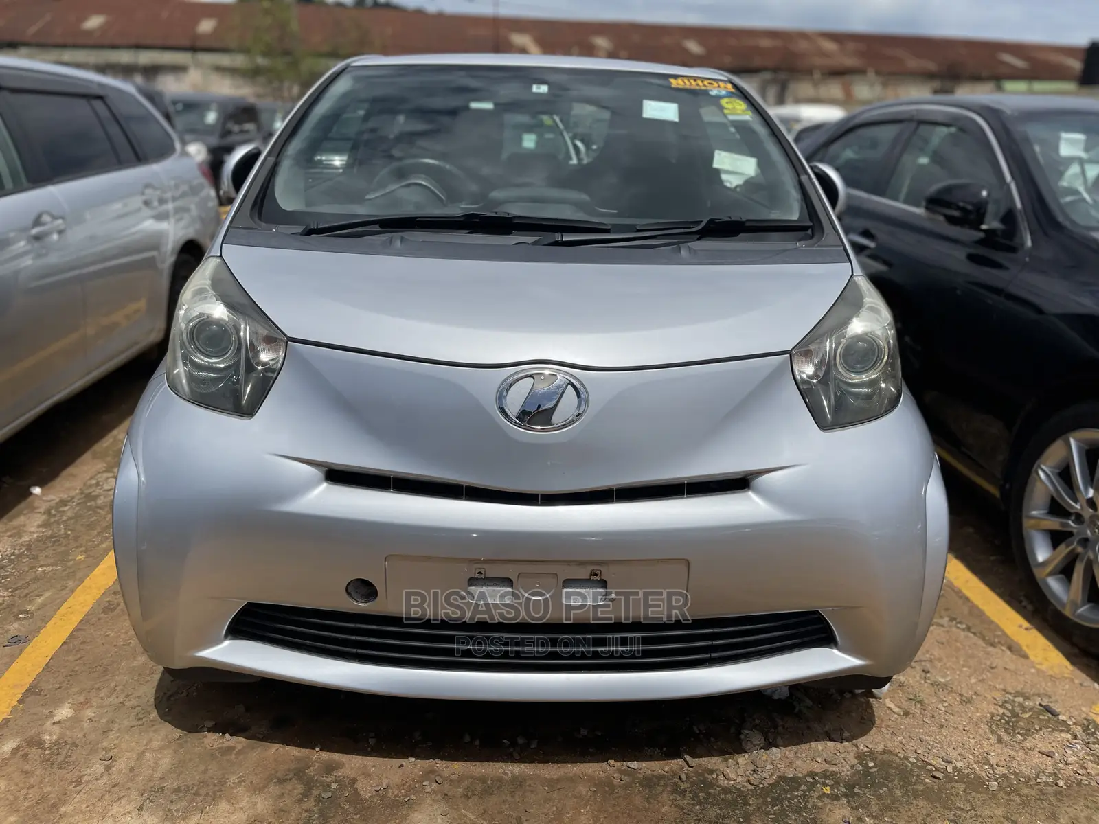 Toyota iQ 1.3 2010 Silver
