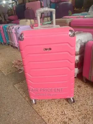 Vip Executive Original Plastic Suitcases. Medium.( Pink)