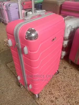 Vip Executive Original Plastic Suitcases. Medium.( Pink)