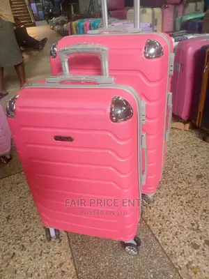 Vip Executive Plastic Suitcases.Large.( Pink)