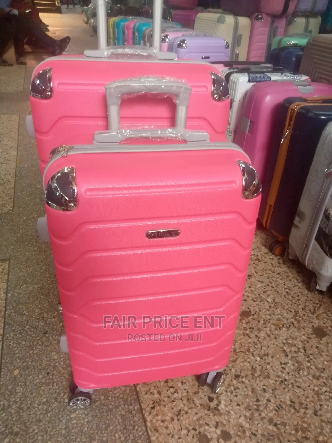 Vip Executive Plastic Suitcases. Large( Pink)