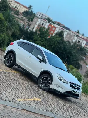 Subaru XV Hybrid 2014 White