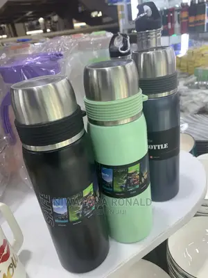 0.5L Bottle Flask Keeps Hot Cold for 6 Hours