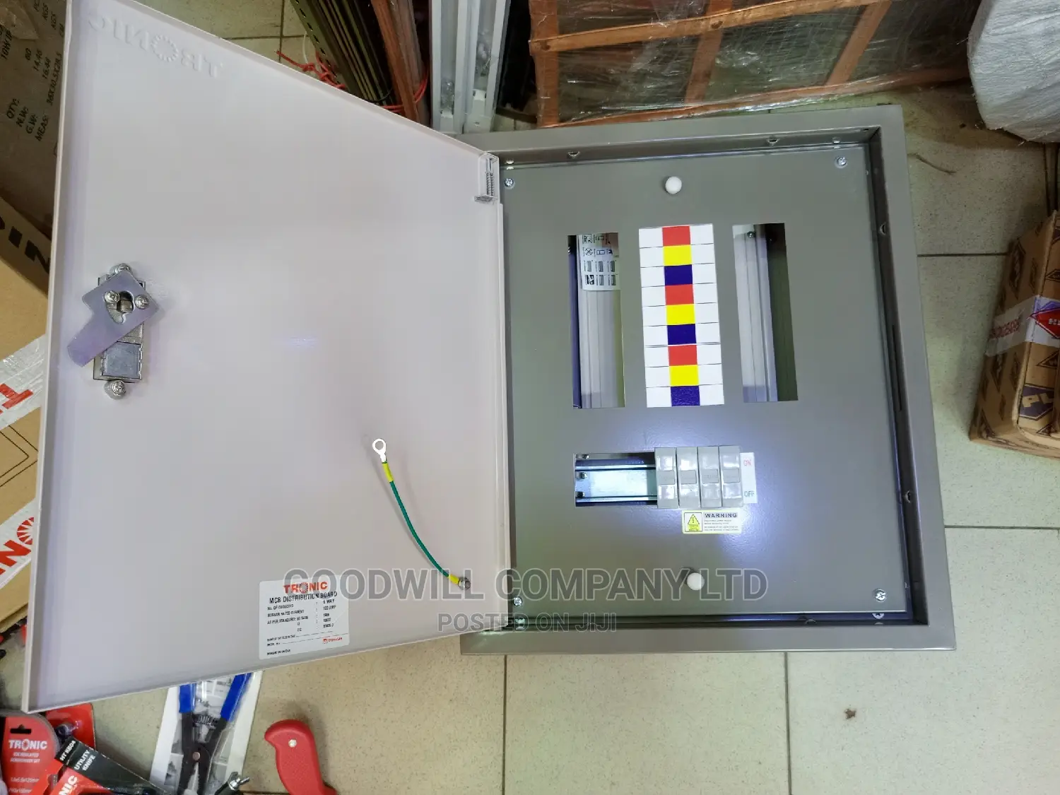 Three Phase 6way Main Switch Or Distribution Board