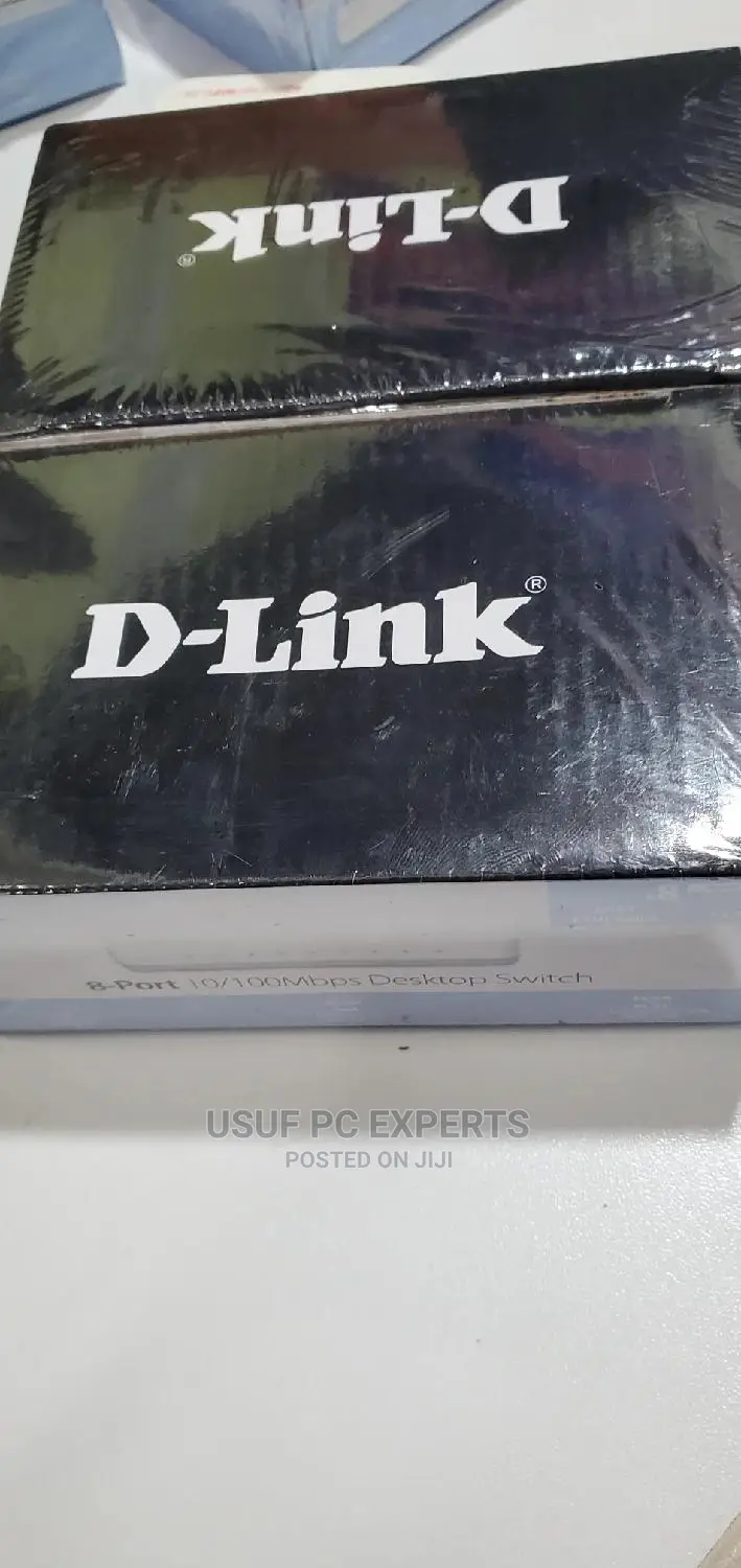 D Link 8 Port Switch