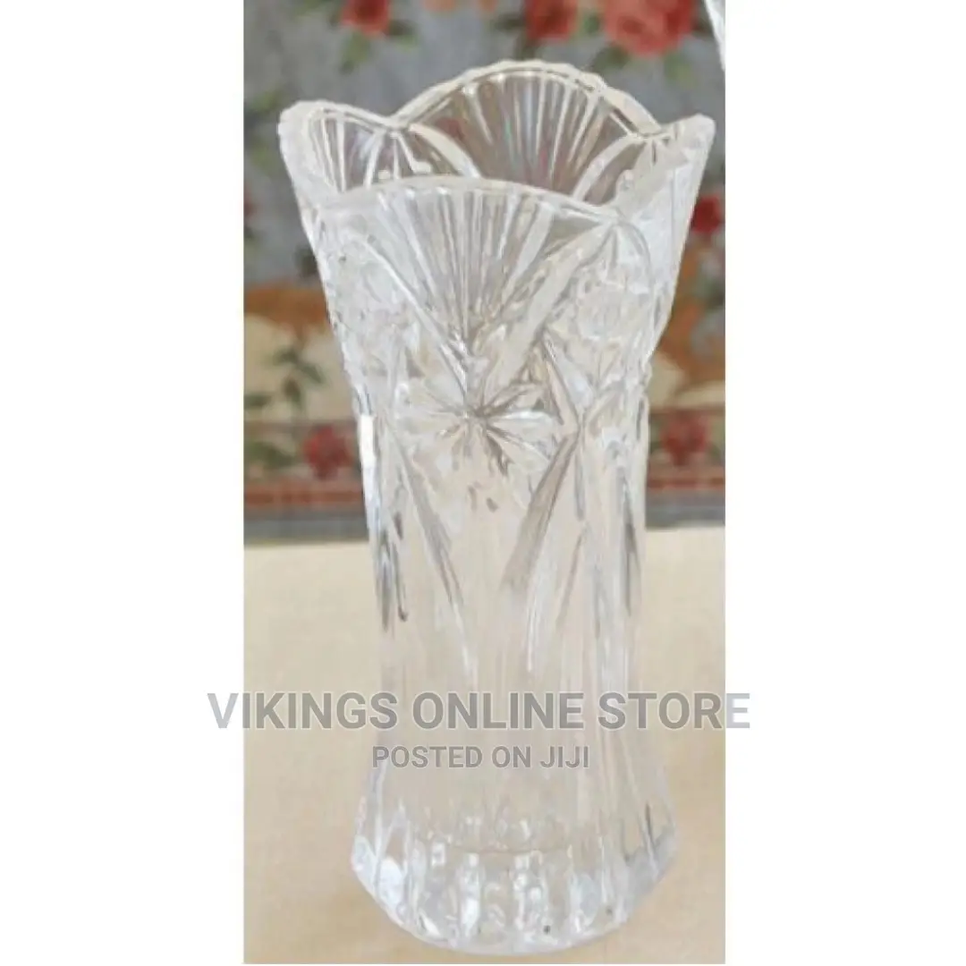 Dining Table Glitter Flower Vase for Home Decoration.