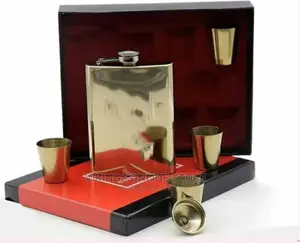 7oz Whisky Hip Flask Bottle With 4 Shot Cup Gift Set – Gold