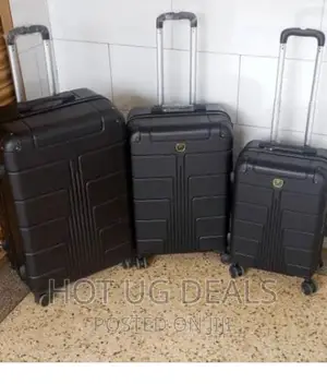 Waterproof Travel Suitcase With Portable Spin Whewls- Black